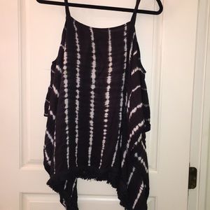 Off-the-shoulder Frayed bottom tie dye shirt